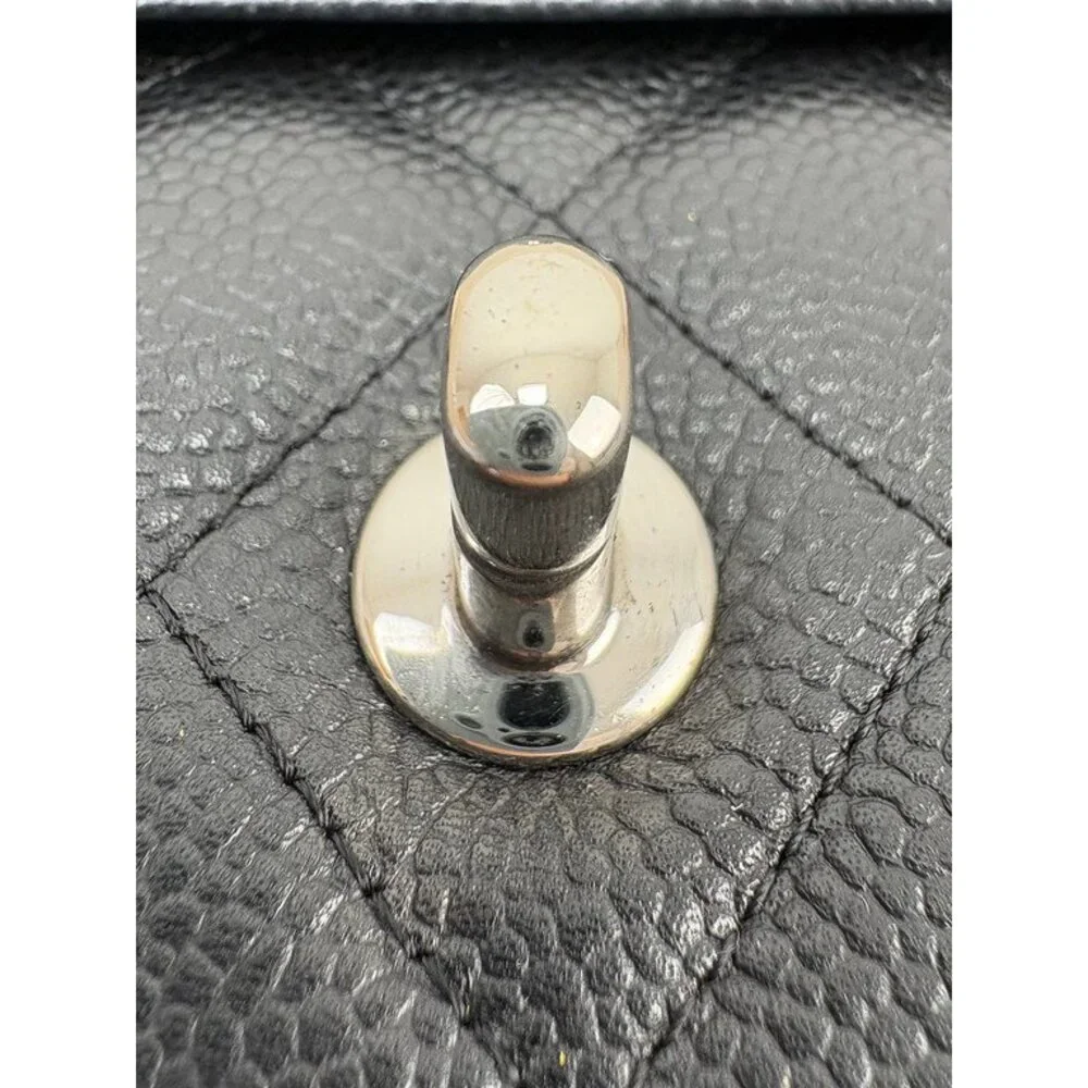 CHANEL 100% authentic